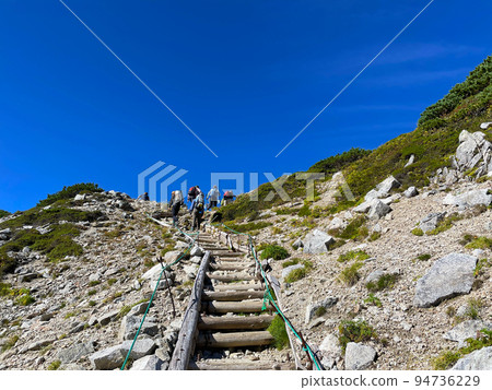 Kisokomagatake_walking 01 94736229