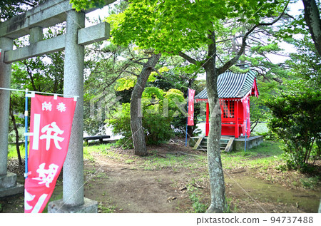 在埼玉縣熊谷市菅廣的大沼公園內的蛇日參觀弁天神社 在埼玉縣熊谷市菅廣的大沼公園內的蛇日參觀弁天神社 94737488
