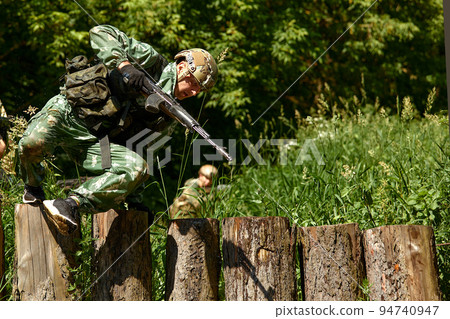 Full military experience - One day commando - running through the water with automatic rifle replica 94740947