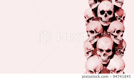 Pile of old human skull halloween background Pile of old human skull halloween background 94741845