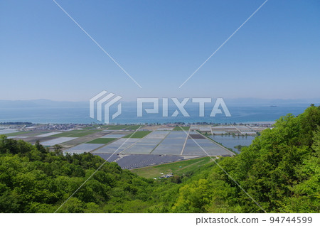 View of Lake Biwa from the Kojinyama hang glider take-off site View of Lake Biwa from the Kojinyama hang glider take-off site 94744599