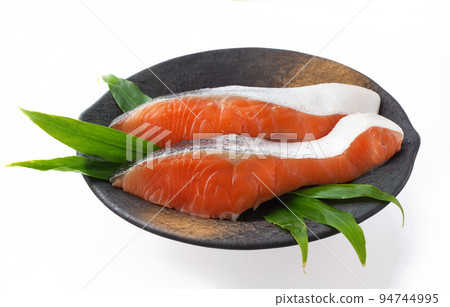 Silver salmon fillet 94744995