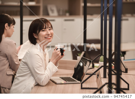 Telework female image Telework female image 94745417