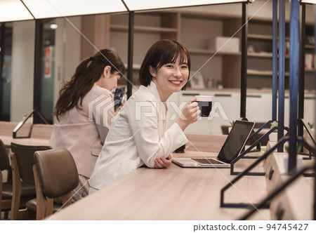 Telework female image Telework female image 94745427