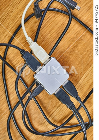 Usb hubs and cables Usb hubs and cables 94745725