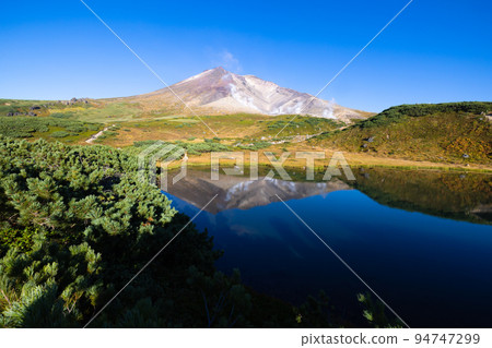日本百座名山之一的旭嶽大雪山 日本百座名山之一的旭嶽大雪山 94747299