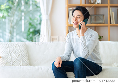Smartphone Men Living Lifestyle 94748888