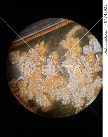 golden shining crystal 94748925