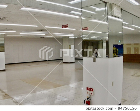 終止合同，恢復原狀，恢復原狀，餐廳，關閉，租戶關閉，租戶租賃，建築，保證金返還，保證金 94750150