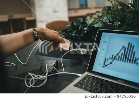 共享辦公空間出口 94750380