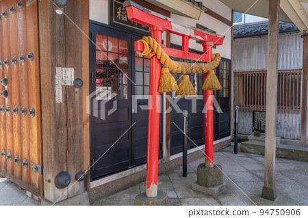Temple in Kanazawa city Temple in Kanazawa city 94750906