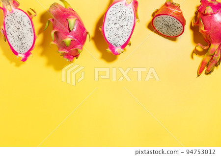 Tropical Fruits _stand in line and dragon fruits Tropical Fruits _stand in line and dragon fruits 94753012