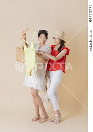 summer vacation trip with friends concept series_korean beautiful asian young women shopping summer vacation trip with friends concept series_korean beautiful asian young women shopping 94753773