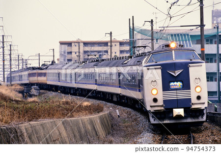 2000 系列 583 閥芯與 485 系列 94754373