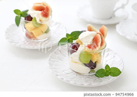 萬聖節 Fig and Shine Muscat Rifle Autumn Fig Dessert Fig Sweets 94754966