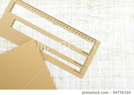Post-in case and scale Post-in case and scale 94756184