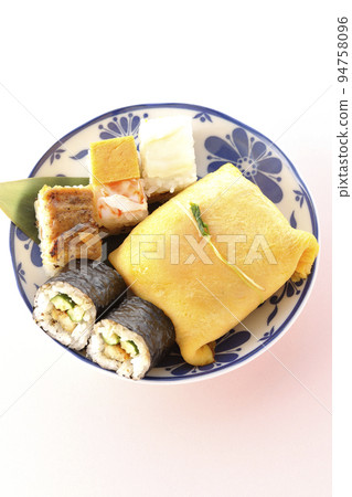 Take a bird's-eye view of chakin sushi, a treat on a special day 94758096
