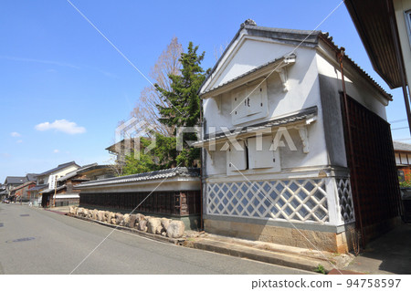 名古屋市綠部區有鬆市 名古屋市綠部區有鬆市 94758597