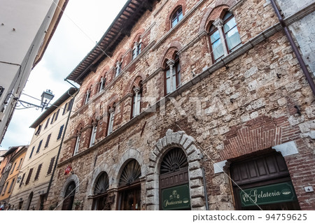 Beautiful view of Tuscany landscape and landmarks. Summer in Italy 94759625