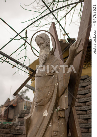 Photography to theme famous monument saint during Ukraine war Photography to theme famous monument saint during Ukraine war 94762621