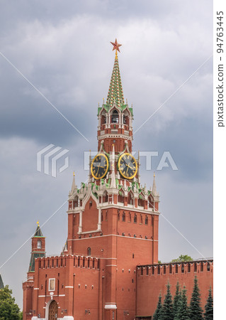 Spasskaya Tower of Moscow Kremlin on Red Square, Russia 94763445