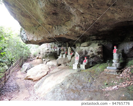Chichibu Fudasho 31st Mt. Eagle Cave Kannon-in Temple Chichibu Fudasho 31st Mt. Eagle Cave Kannon-in Temple 94765776