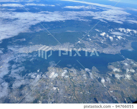 琵琶湖上空的鳥瞰圖 94766055