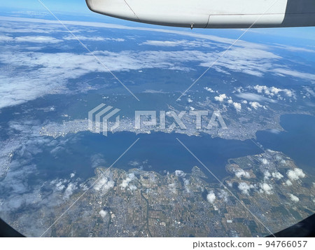 琵琶湖上空的鳥瞰圖 琵琶湖上空的鳥瞰圖 94766057