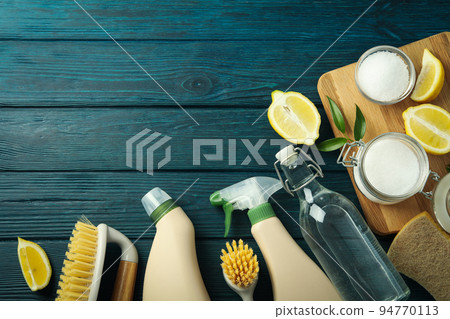 Concept of household cleaners with lemon acid Concept of household cleaners with lemon acid 94770113