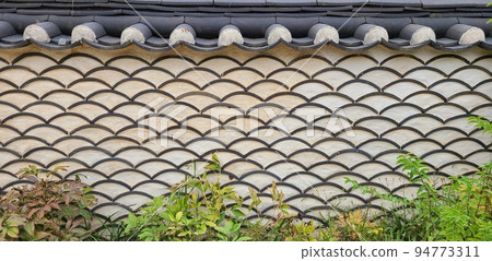 Korean traditional patterned wall 94773311