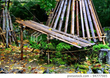 準備在雪國米澤過冬… 有雪柵欄的上杉神社 94777985