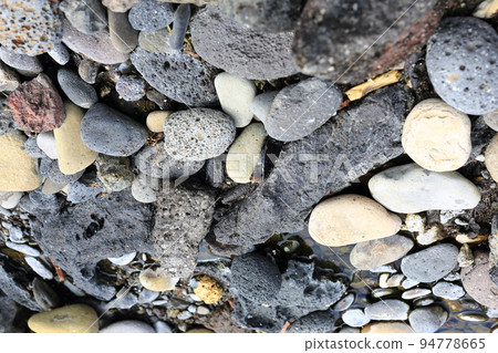 Different shapes of pebbles on Aljakji Beach Different shapes of pebbles on Aljakji Beach 94778665