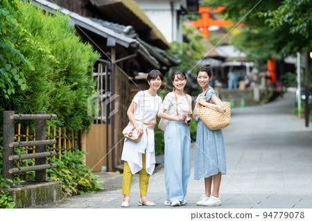 Girls' trip trip 94779078