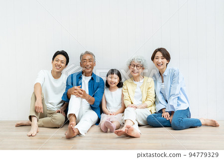 3代家庭親子 94779329