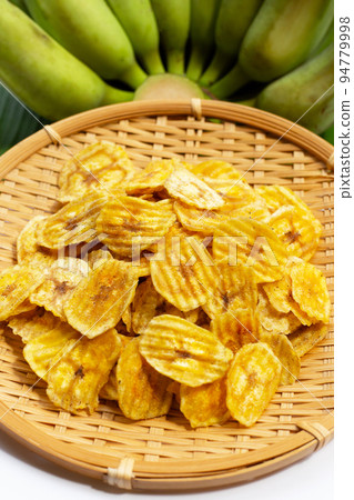 Banana slice chips with banana fruits Banana slice chips with banana fruits 94779998