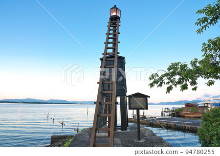 [Lake Biwa Dejima Lighthouse (Dawn)] Imkatata, Otsu City, Shiga Prefecture 94780255