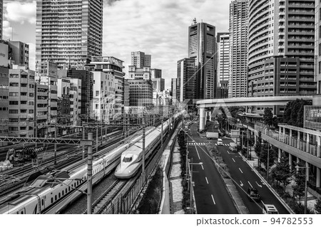 東京的建築區和交通從濱松町到汐留新幹線來回2022.09 b-5 單色 94782553