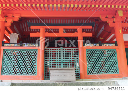 Kasuga Taisha Shrine, Nara Prefecture, Nara Kasuga Taisha, vermilion corridor, main hall 94786511