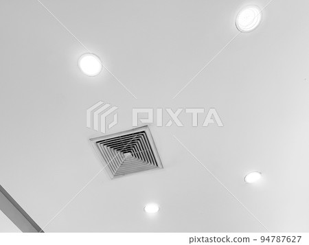 Ceiling mounted cassette type air conditioner 94787627