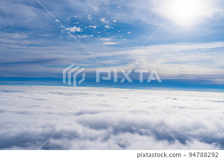[Snow mountain material] Mountain climbing scenery of Mt. Karamatsu in winter [Nagano Prefecture] 94788292