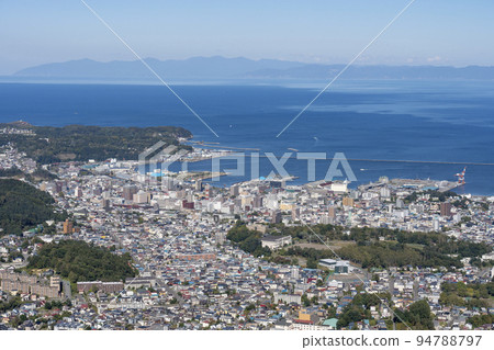 從北海道小樽市天狗山展望台鳥瞰風景 94788797