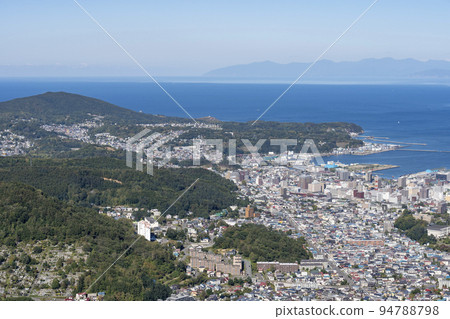 從北海道小樽市天狗山展望台鳥瞰風景 94788798