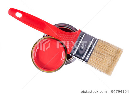 Paint can and brush isolated on white background, top view 94794104