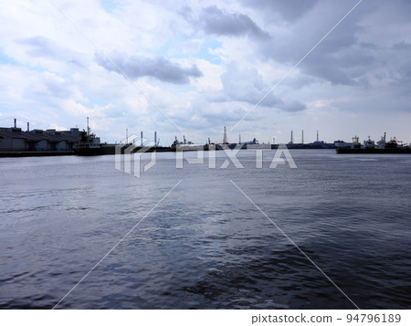 Landscape of Chiba Port Landscape of Chiba Port 94796189