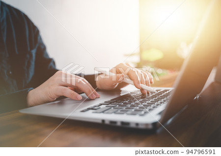 Women's public office Commercial work Notebook Business woman Business office backlighting 94796591