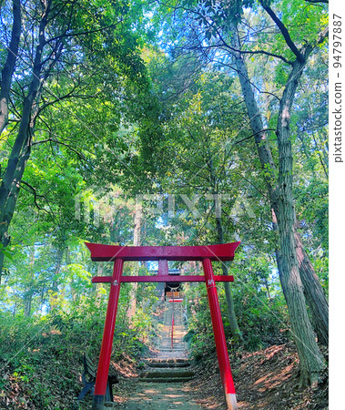 群馬縣岩宿稻荷山稻荷神社 群馬縣岩宿稻荷山稻荷神社 94797887
