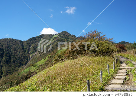View of Kirifuri Kogen Maruyama trekking course 94798885