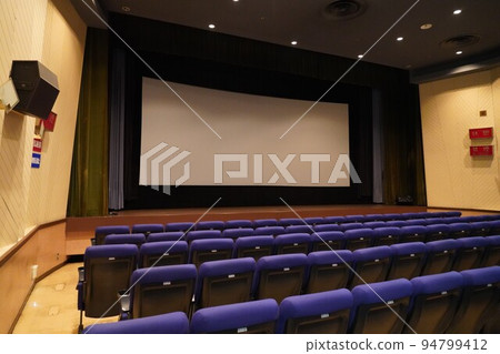 無人看電影 94799412