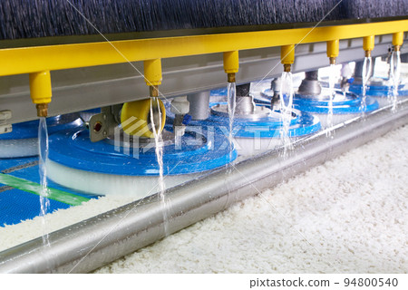 Automatic industrial line for washing and cleaning carpets Automatic industrial line for washing and cleaning carpets 94800540