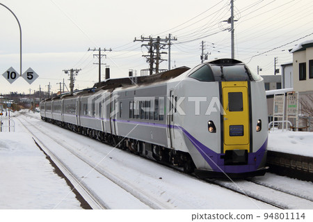 Winter limited express Hokuto (Kiha 261 series vehicle: Hakodate ⇔ Sapporo) 94801114